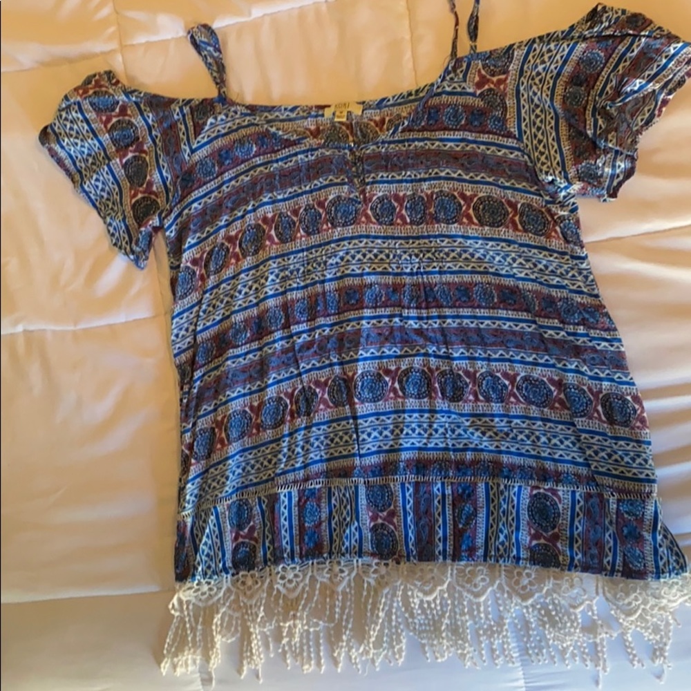 Cold shoulder short sleeve top.